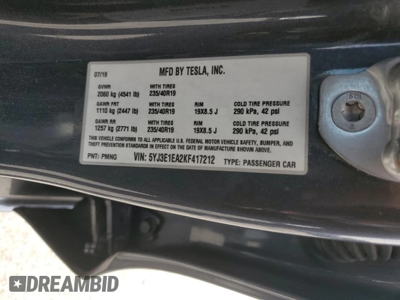 2019 Tesla Model 3 Mid Range z VIN 5YJ3E1EA2KF417212, wystawiony jako Copart lot #50968615 z przebiegiem 104 807 mil mil oraz Szkody całkowita. Historia ofert i sprzedaży dostępna na DreamBid. Obrazek 14.
