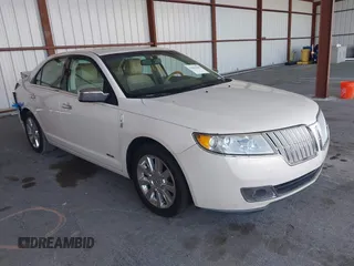 2012 Lincoln MKZ Hybrid with VIN 3LNDL2L3XCR832388, listed as a IAAI auction lot 42065660 with 196,940 mi miles and . Bid and sale history available at carsss.com. Image 1.