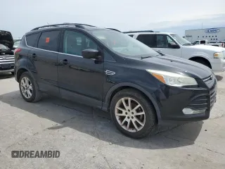 2013 Ford Escape SE z VIN 1FMCU0GX9DUD85489, wystawiony jako Copart lot #55522295 z przebiegiem 197 705 mil mil oraz Czysty tytuł • Clean title. Historia ofert i sprzedaży dostępna na DreamBid. Obrazek 4.