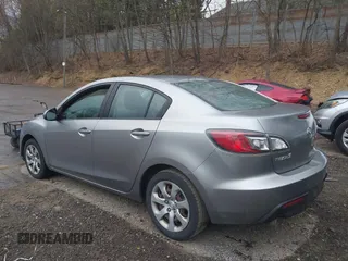 2011 Mazda Mazda3 i Sport with VIN JM1BL1UG0B1401901, listed as a IAAI auction lot 42058681 with 147,060 mi miles. Bid and sale history available at carsss.com. Image 3.