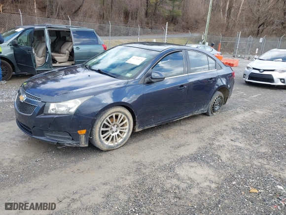 2014 Chevrolet Cruze ECO with VIN 1G1PH5SB6E7117687, listed as a IAAI auction lot 41716074 with 135,355 mi miles. Bid and sale history available at carsss.com. Image 21.