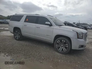 2019 GMC Yukon XL Denali with VIN 1GKS1HKJ3KR251642, listed as a Copart auction lot 76199674 with 0 mi miles and Salvage Title. Bid and sale history available at carsss.com. Image 4.