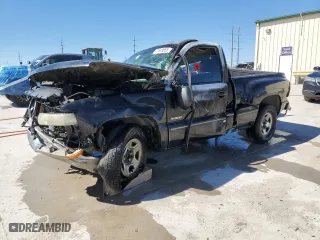 2002 Chevrolet Silverado 1500 with VIN 1GCEC14W52Z295709, listed as a Copart auction lot 47649065 with 0 mi miles and Non Repairable. Bid and sale history available at carsss.com. Image 1.