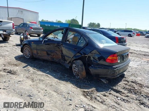 2002 BMW 3 Series 325i z VIN WBAEV33492PD56755, wystawiony jako IAAI lot #41990942 z przebiegiem 218 948 mil mil oraz . Historia ofert i sprzedaży dostępna na DreamBid. Obrazek 3.