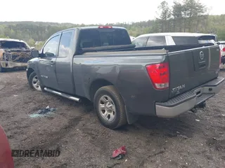 2007 Nissan Titan LE with VIN 1N6BA06A57N241696, listed as a IAAI auction lot 41900986 with 112,471 mi miles and . Bid and sale history available at DreamBid. Image 3.