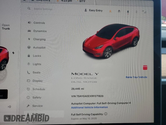 2024 Tesla Model Y Long Range z VIN 7SAYGAEEXRF071829, wystawiony jako Copart lot #56003215 z przebiegiem 29 446 mil mil oraz Szkoda całkowita • Salvage title. Historia ofert i sprzedaży dostępna na DreamBid. Obrazek 9.