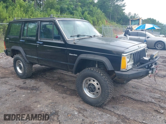 1987 Jeep Cherokee with VIN 1JCMR7819HT174249, listed as a IAAI auction lot 42458110 with 157,683 mi miles and . Bid and sale history available at DreamBid. Image 1.