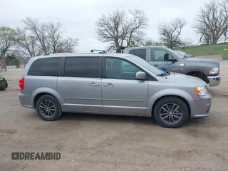 2017 Dodge Grand Caravan SXT with VIN 2C4RDGCG2HR842871, listed as a IAAI auction lot 42074716 with 174,227 mi miles and . Bid and sale history available at DreamBid. Image 14.