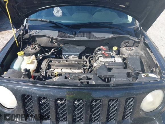 2014 Jeep Patriot Latitude with VIN 1C4NJPFA6ED680773, listed as a IAAI auction lot 41569916 with 135,590 mi miles and . Bid and sale history available at carsss.com. Image 10.