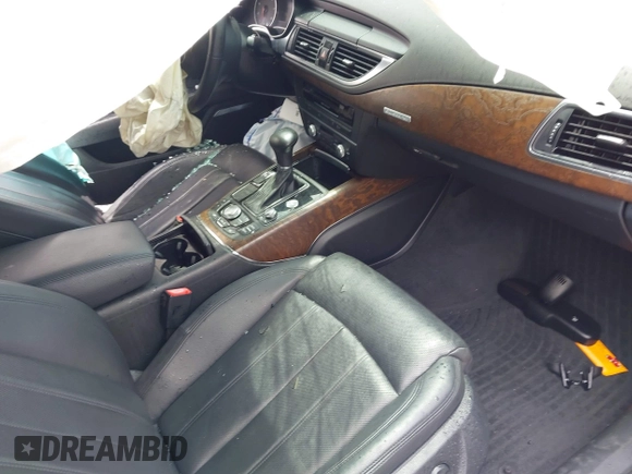 2014 Audi A7 Prestige z VIN WAU2GAFC7EN126780, wystawiony jako IAAI lot #42095865 z przebiegiem Nie podano mil oraz . Historia ofert i sprzedaży dostępna na DreamBid. Obrazek 5.
