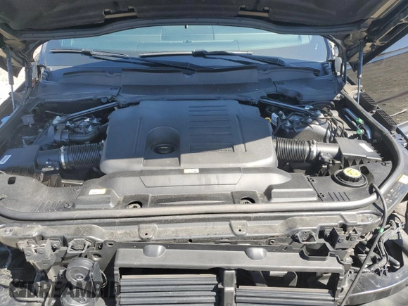 2022 Land Rover Range Rover Sport SE with VIN SALWG2SUXNA203358, listed as a Copart auction lot 54709415 with 44,040 mi miles and Salvage title. Bid and sale history available at DreamBid. Image 12.