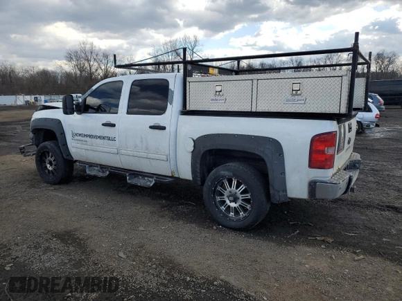 2013 Chevrolet Silverado 1500 LS with VIN 3GCPKREA8DG186967, listed as a Copart auction lot 42909045 with 200,928 mi miles and Salvage Title. Bid and sale history available at DreamBid. Image 2.