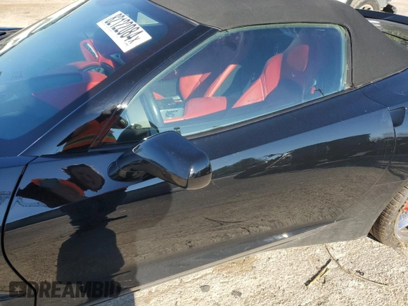 2015 Chevrolet Corvette Z51 3LT with VIN 1G1YM3D72F5104008, listed as a Copart auction lot 82122084 with 81,311 mi miles and Salvage Title. Bid and sale history available at carsss.com. Image 7.