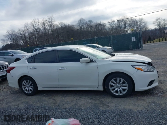 2018 Nissan Altima SV with VIN 1N4AL3APXJC283683, listed as a IAAI auction lot 41515458 with 141,937 mi miles and . Bid and sale history available at carsss.com. Image 13.