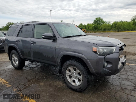 2020 Toyota 4Runner SR5 with VIN JTEBU5JR6L5757396, listed as a Copart auction lot 58993555 with 115,663 mi miles and Salvage title. Bid and sale history available at DreamBid. Image 4.