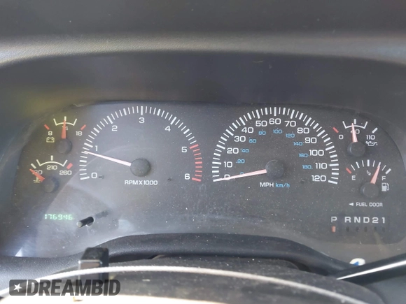 1999 Dodge Ram 2500 with VIN 3B7KC23Z5XG118959, listed as a IAAI auction lot 40484594 with 176,946 mi miles. Bid and sale history available at carsss.com. Image 7.