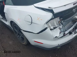 2022 Ford Mustang EcoBoost z VIN 1FATP8UH3N5104988, wystawiony jako IAAI lot #42320593 z przebiegiem 51 101 mil mil oraz . Historia ofert i sprzedaży dostępna na DreamBid. Obrazek 17.