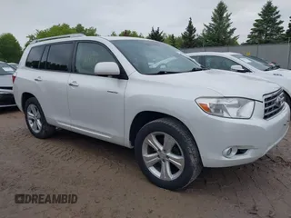 2010 Toyota Highlander Limited with VIN 5TDDK3EHXAS028897, listed as a IAAI auction lot 42347458 with 209,640 mi miles and . Bid and sale history available at DreamBid. Image 1.