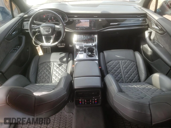 2022 Audi SQ7 Prestige z VIN WA1VWBF78ND005333, wystawiony jako Copart lot #45151024 z przebiegiem 12 813 mil mil oraz Czysty tytuł • Clean title. Historia ofert i sprzedaży dostępna na DreamBid. Obrazek 8.
