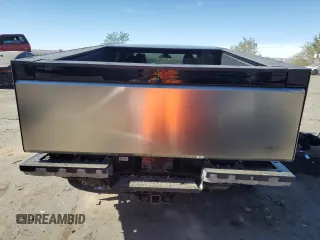 2024 Tesla Cybertruck Cyberbeast z VIN 7G2CEHEE2RA018736, wystawiony jako Copart lot #78482884 z przebiegiem 2482 mil mil oraz Szkody całkowita. Historia ofert i sprzedaży dostępna na DreamBid. Obrazek 6.