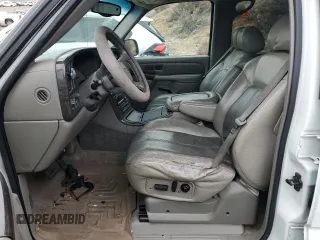 2001 GMC Yukon Denali z VIN 1GKEK63U01J287101, wystawiony jako Copart lot #43659115 z przebiegiem Nie podano mil oraz Szkoda całkowita • Salvage title. Historia ofert i sprzedaży dostępna na DreamBid. Obrazek 7.