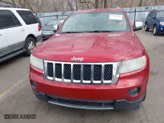 2011 Jeep Grand Cherokee Overland with VIN 1J4RR6GT6BC605300, listed as a IAAI auction lot 41504528 with 204,412 mi miles. Bid and sale history available at carsss.com. Image 12.