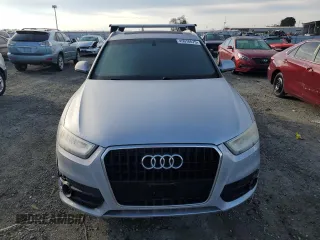 2015 Audi Q3 Premium Plus with VIN WA1BFCFSXFR002032, listed as a Copart auction lot 45018675 with 157,989 mi miles and Clean title. Bid and sale history available at DreamBid. Image 5.