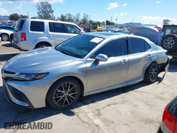2023 Toyota Camry SE z VIN 4T1T11AK0PU833313, wystawiony jako IAAI lot #41743288 z przebiegiem 25 195 mil mil oraz . Historia ofert i sprzedaży dostępna na DreamBid. Obrazek 14.