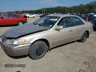 1999 Toyota Camry LE z VIN 4T1BG22K0XU509454, wystawiony jako Copart lot #53339845 z przebiegiem 160 523 mil mil oraz Szkoda całkowita • Salvage title. Historia ofert i sprzedaży dostępna na DreamBid. Obrazek 1.