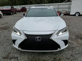 2021 Lexus ES with VIN 58AGZ1B10MU083268, listed as a Copart auction lot 79695054 with 35,983 mi miles and Salvage Title. Bid and sale history available at carsss.com. Image 11.