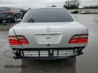2001 Mercedes-Benz E-Class with VIN WDBJF65J71B282195, listed as a Copart auction lot 51190135 with 0 mi miles and Non Repairable. Bid and sale history available at carsss.com. Image 6.