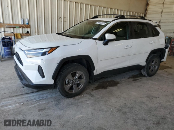 2022 Toyota RAV4 XLE with VIN 2T3W1RFV3NC192260, listed as a Copart auction lot 55153925 with 42,401 mi miles and Salvage title. Bid and sale history available at DreamBid. Image 1.