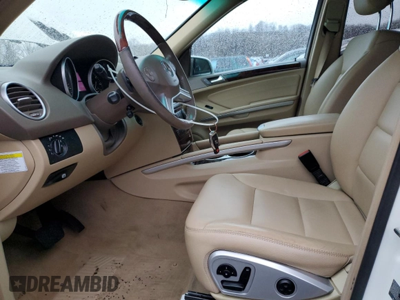2010 Mercedes-Benz M 350 z VIN 4JGBB8GB7AA599768, wystawiony jako Copart lot #47862855 z przebiegiem 230 302 mil mil oraz Szkody całkowita. Historia ofert i sprzedaży dostępna na DreamBid. Obrazek 7.