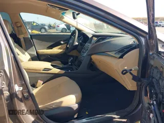 2015 Hyundai Azera with VIN KMHFG4JGXFA439603, listed as a IAAI auction lot 42157274 with 135,990 mi miles and . Bid and sale history available at carsss.com. Image 5.