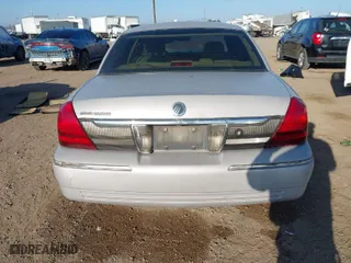2006 Mercury Grand Marquis GS with VIN 2MEFM74V86X631584, listed as a IAAI auction lot 41635826 with 128,908 mi miles. Bid and sale history available at carsss.com. Image 16.