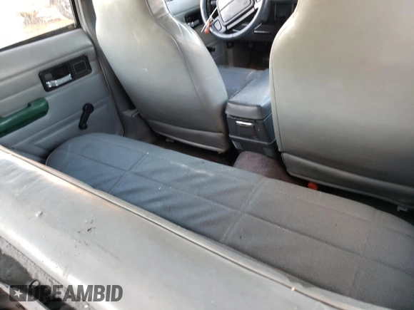 1995 Jeep Cherokee SE с VIN 1J4FT28S1SL634660, выставлен на аукционе Copart как лот 41530075 с пробегом Не указан миль и Списание • Salvage title. История ставок и продаж доступна на DreamBid. Изображение 12.