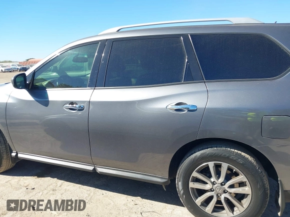 2016 Nissan Pathfinder S with VIN 5N1AR2MNXGC624565, listed as a IAAI auction lot 41213601 with 109,603 mi miles and . Bid and sale history available at DreamBid. Image 14.
