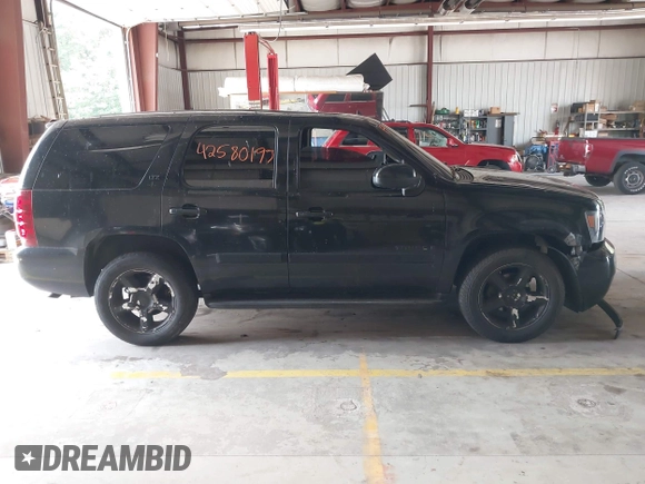 2007 Chevrolet Tahoe LT z VIN 1GNFK13087R105226, wystawiony jako IAAI lot #42580197 z przebiegiem 230 762 mil mil oraz . Historia ofert i sprzedaży dostępna na DreamBid. Obrazek 13.
