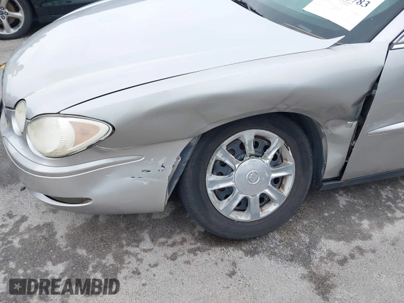 2007 Buick LaCrosse CX with VIN 2G4WC582271249382, listed as a IAAI auction lot 42285783 with 173,858 mi miles and . Bid and sale history available at DreamBid. Image 6.