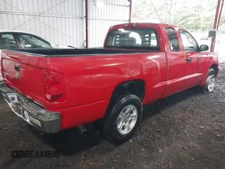 2006 Dodge Dakota SLT with VIN 1D7HE42K16S663994, listed as a IAAI auction lot 40458782 with 208,288 mi miles and . Bid and sale history available at carsss.com. Image 4.