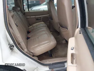 1999 Mercury Mountaineer z VIN 4M2ZU55P7XUJ19627, wystawiony jako IAAI lot #42351787 z przebiegiem 288 736 mil mil oraz . Historia ofert i sprzedaży dostępna na DreamBid. Obrazek 8.