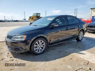 2012 Volkswagen Jetta SE с VIN 3VWDP7AJ8CM377140, выставлен на аукционе Copart как лот 51389775 с пробегом 143 444 миль миль и Чистый • Clean title. История ставок и продаж доступна на DreamBid. Изображение 1.