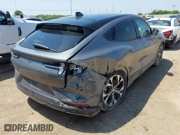 2023 Ford Mustang Mach-E Premium с VIN 3FMTK3SU3PMA83287, выставлен на аукционе IAAI как лот 42329691 с пробегом Не указан миль и . История ставок и продаж доступна на DreamBid. Изображение 4.