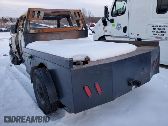 1998 Dodge 3500 z VIN 1B7MF3366WJ241288, wystawiony jako Copart lot #49095745 z przebiegiem Nie podano mil oraz Nie do naprawy • Non repairable. Historia ofert i sprzedaży dostępna na DreamBid. Obrazek 2.