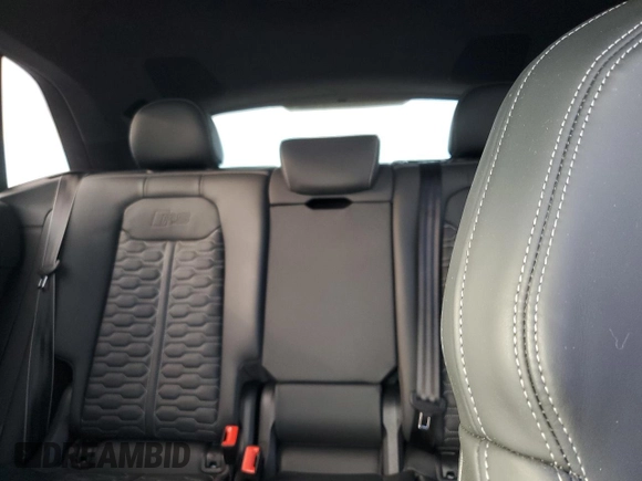 2023 Audi RS Q8 z VIN WU1ARBF11PD031124, wystawiony jako Copart lot #75312284 z przebiegiem 2 673 mil mil oraz Szkoda całkowita • Salvage title. Historia ofert i sprzedaży dostępna na DreamBid. Obrazek 10.