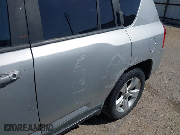 2012 Jeep Compass Sport with VIN 1C4NJCBAXCD503526, listed as a IAAI auction lot 41789658 with 176,698 mi miles. Bid and sale history available at carsss.com. Image 12.