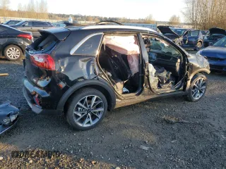 2021 Kia Niro Touring with VIN KNDCC3LCXM5475305, listed as a Copart auction lot 84532634 with 0 mi miles and Salvage Title. Bid and sale history available at carsss.com. Image 3.