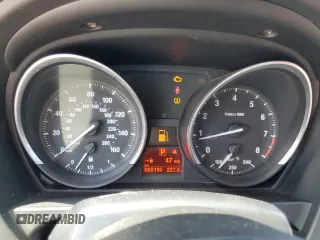 2009 BMW Z4 sDrive35i с VIN WBALM73549E164950, выставлен на аукционе Copart как лот 60711395 с пробегом 69 195 миль миль и Списание • Salvage title. История ставок и продаж доступна на DreamBid. Изображение 9.