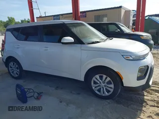 2020 Kia Soul S with VIN KNDJ23AU0L7703479, listed as a IAAI auction lot 41956064 with 18,606 mi miles. Bid and sale history available at carsss.com. Image 14.