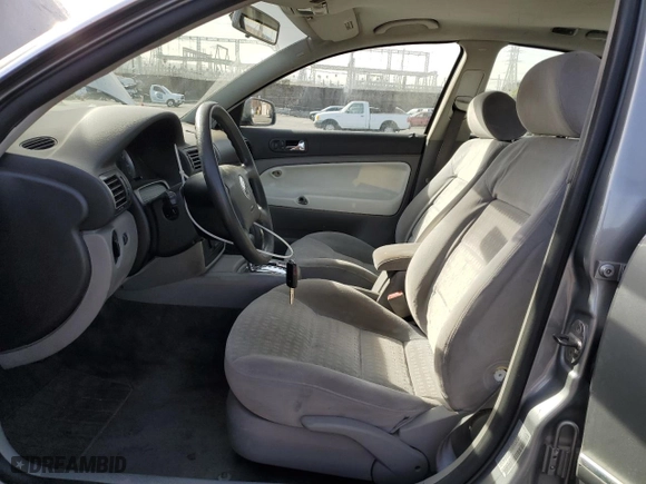 2002 Volkswagen Passat GLS with VIN WVWPD63B72P451245, listed as a Copart auction lot 79720954 with 208,783 mi miles and Salvage Title. Bid and sale history available at carsss.com. Image 7.